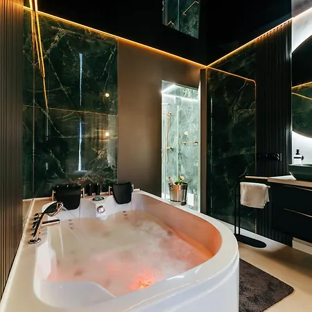 Z Jacuzzi Perłowa Przystań Rent Kołłątaja