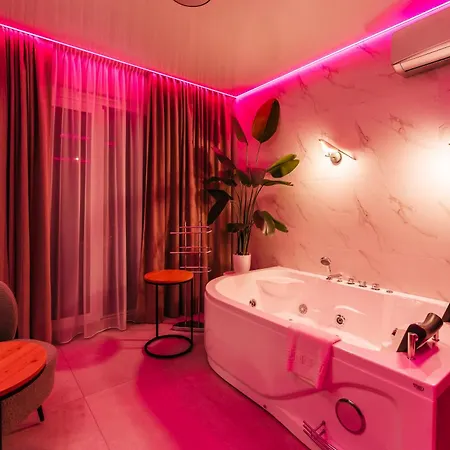 Z Jacuzzi Perłowa Przystań Rent Kołłątaja Apartament *