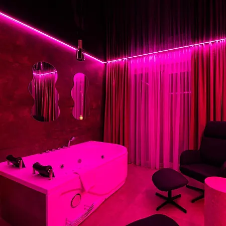 Z Jakuzzi Perlowa Przystan Rent Kollataja Apartment